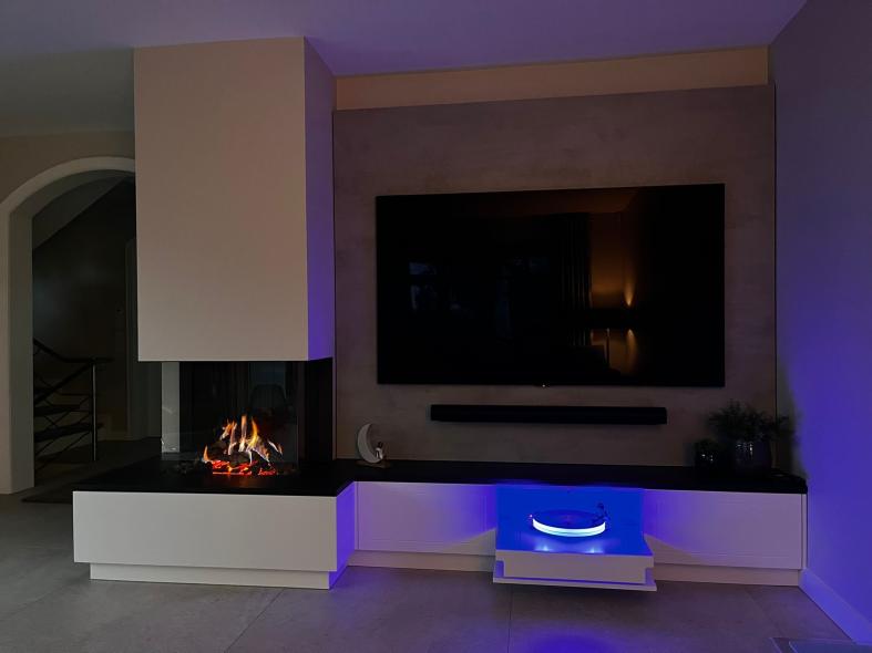 Wohnbereich mit Kamin